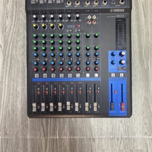 MIXER YAMAHA MG12